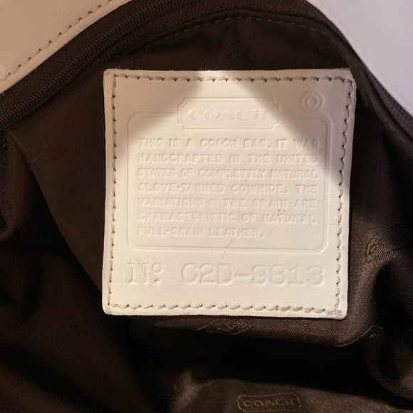 VNTG COACH LEGACY WEST CLASSIC SHOPPER WHITE LEATHER 9813 SILVER HARDWARE RARE - Picture 9 of 14